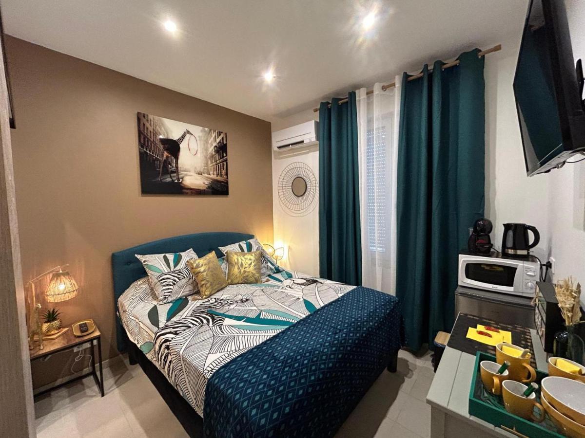 La Maddyson Bed & Breakfast Narbonne Bagian luar foto